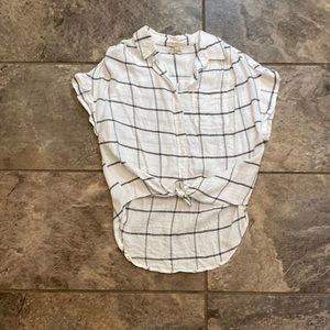 Women’s Cap Sleeve Button Up Shirt